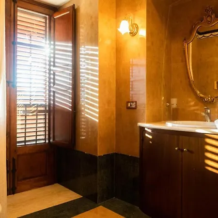 Vento Porto Antico La Cala * פלרמו