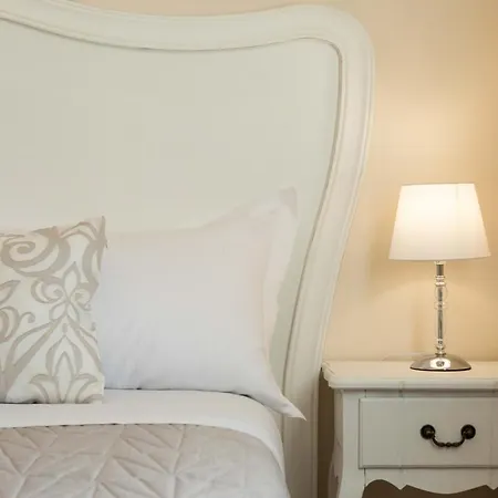 Vento Porto Antico La Cala פלרמו